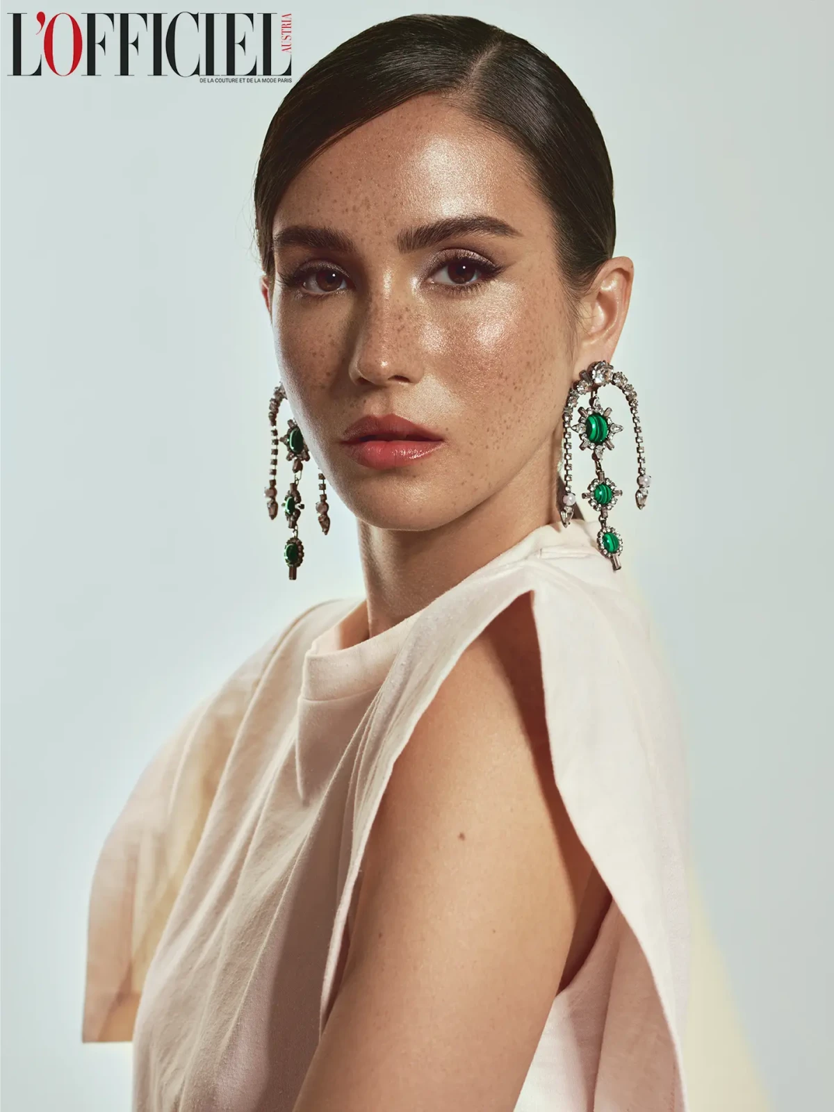 Кристина Мельникова / L’Officiel — photography by Eric Hückstädt, image 7